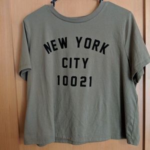 Army green New York Tee